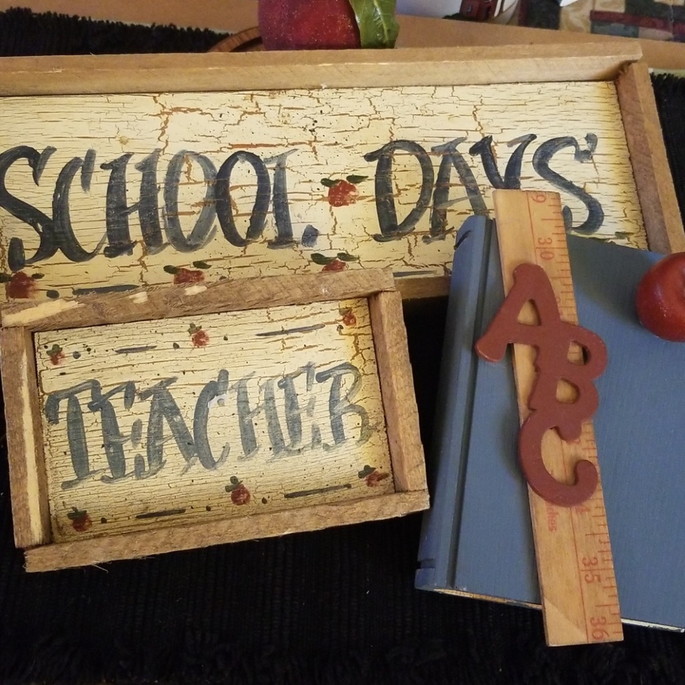 SCHOOLDAZE 3 PC. Teachers Set.